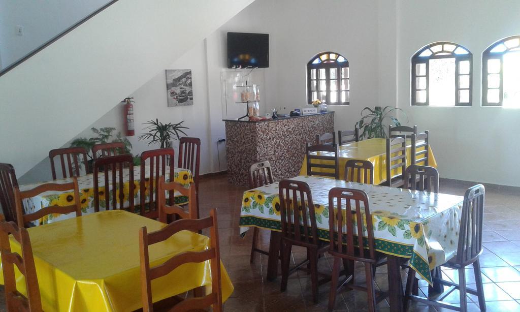 Pousada Gira-Sol Sao Pedro da Aldeia Exterior photo